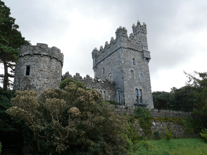 Schlo im Glenveagh-Nationalpark / castle of the Glenveagh-Nationalpark, Donegal, Ireland